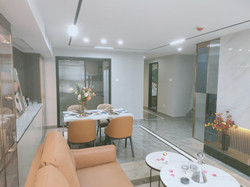 上海复式公寓出售，视野开阔，户型方正，生活便捷