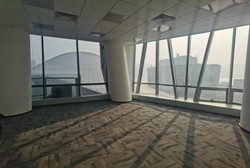 杨浦办公室出租，总高36层甲级写字楼