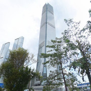 香港环球贸易广场办公楼外观实景图