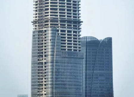 上海徐家汇中心（ITC）将是徐家汇区最重要的城市交通枢纽之一，将于 2024 年竣工。
