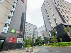 上海写字楼出租出售，办公房层高4.5米