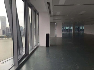 富士康大厦标准层办公室实景图片 