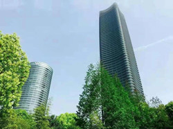 上海办公室租赁，位于苏州河和与黄浦江的交汇处