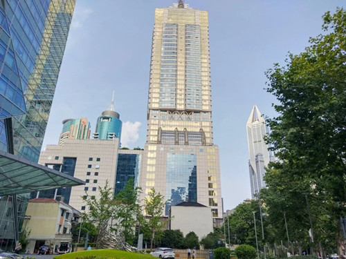 上海写字楼出租，具有办公、商贸、餐饮、娱乐为一体的综合功能