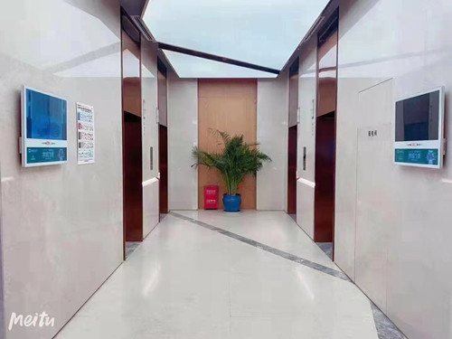 武宁路501号办公房电梯间实景图