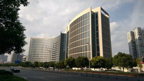 浦东世纪大都会办公楼外观实景图