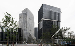 长宁国际发展广场写字间外观实景图