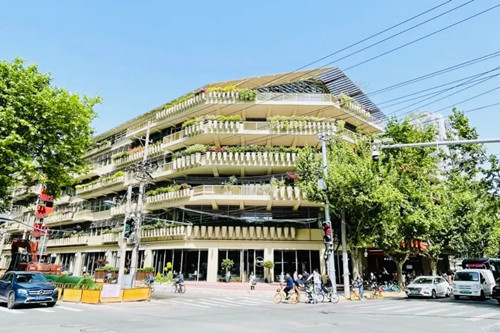 项目携手数家入驻企业，赋予你满满办公楼焕新感