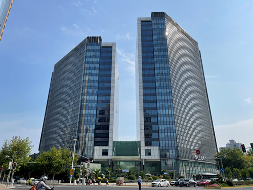 东方金融广场2400平精装修可分割出租