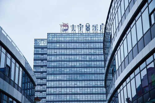 上海办公楼出租，美国WET公司设计恢宏喷泉景观