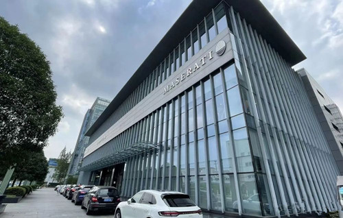 普陀区独栋8015平精装修出租，非常适合做展厅