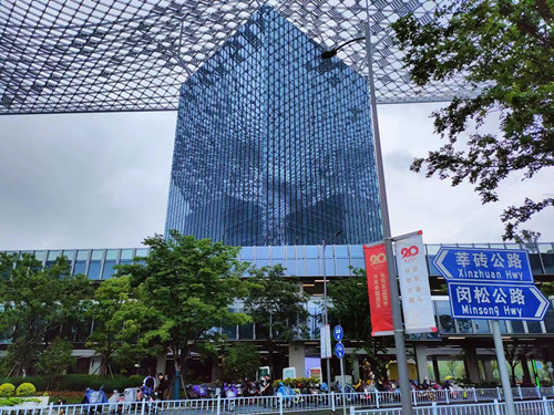 上海市租写字楼，全维度政策覆盖，政策多段扶持