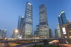 上海国金中心大厦附近银行配套