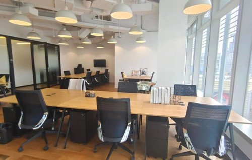 浦东新区陆家嘴商圈上市国金中心200平出租 