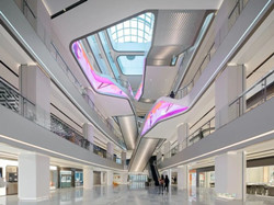 上海静安区写字楼，距离12号线南京西路站约355米