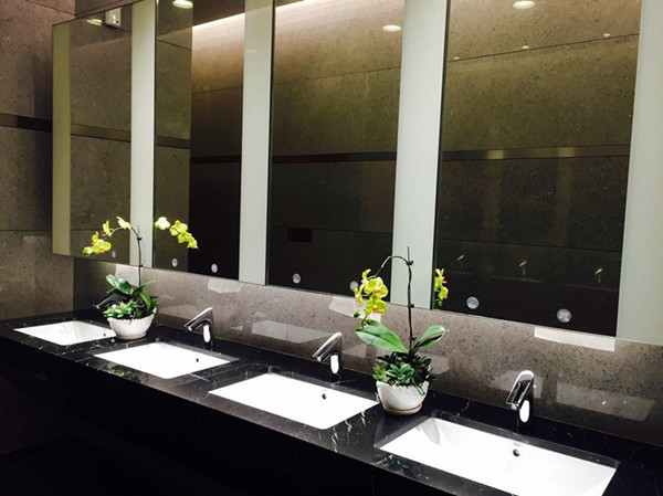 市府恒隆广场写字楼卫生间标准图片