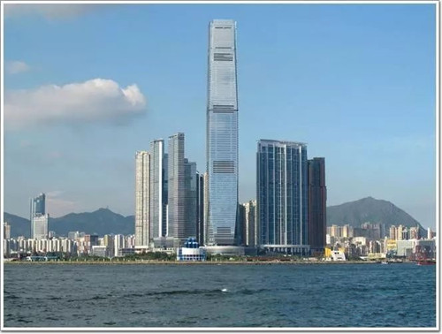 香港环球贸易广场.jpg