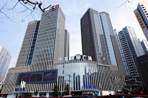 中金国际广场是一座现代化的高层写字楼