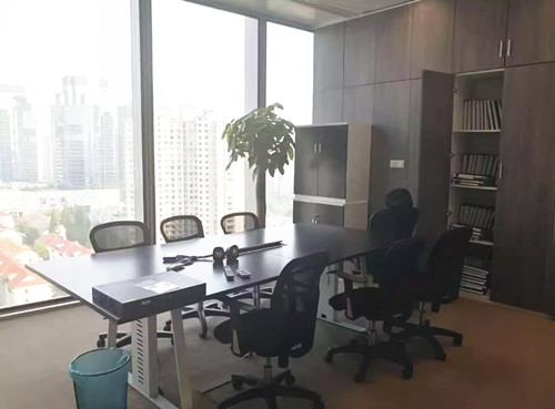 本上海办公室出租房美国约翰·波特曼建筑设计事务所打造