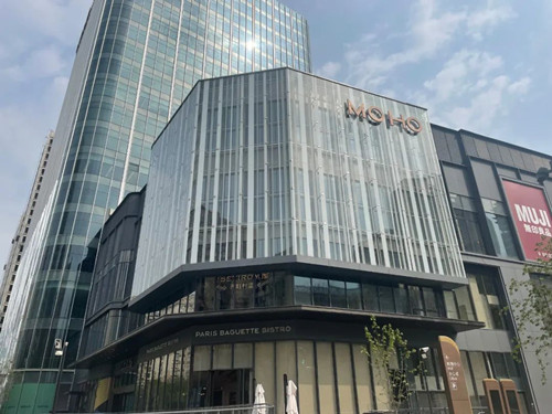 静安MOHO Mall写字楼新房，商场已开，商业配套齐全
